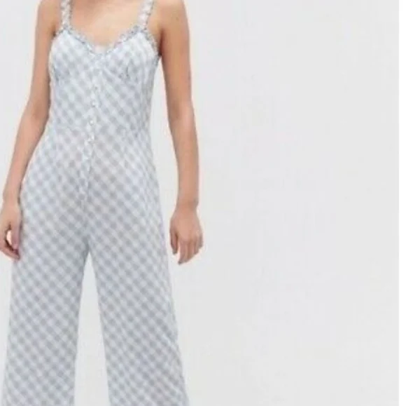 URBAN OUTFITTERS Jumpsuit - Picture 2 of 8